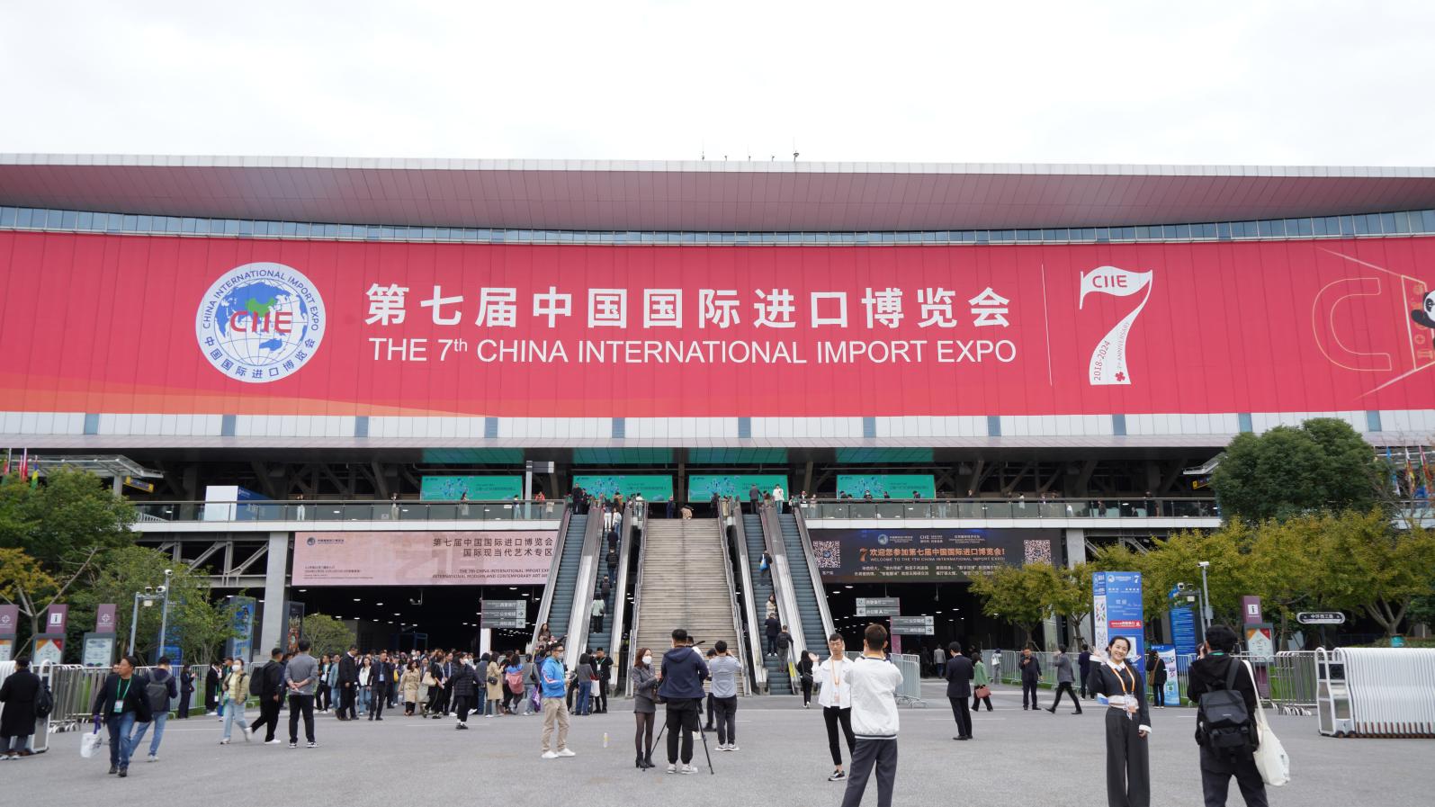 中国进博会|和记官网与英国HEALTHY AIR TECHNOLOGY公司成功签署独家代理协议！ image1