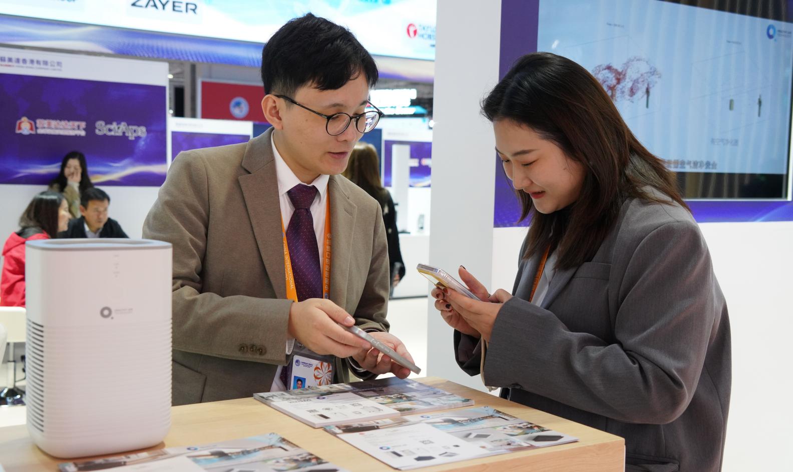 中国进博会|和记官网与英国HEALTHY AIR TECHNOLOGY公司成功签署独家代理协议！ image5